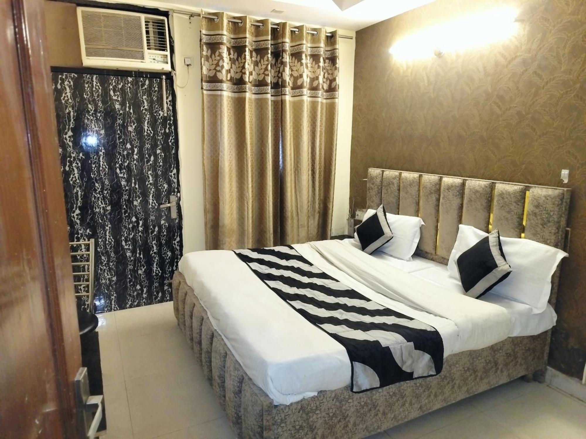 Hotel Green Snapper'100 M From Delhi University Near Isbt Kashmiri Gate นิวเดลี ภายนอก รูปภาพ